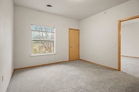 Valencia Place - 1 Bed + Den #302