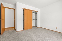 Monona Lakeview - 2 Bedroom - Riviera
