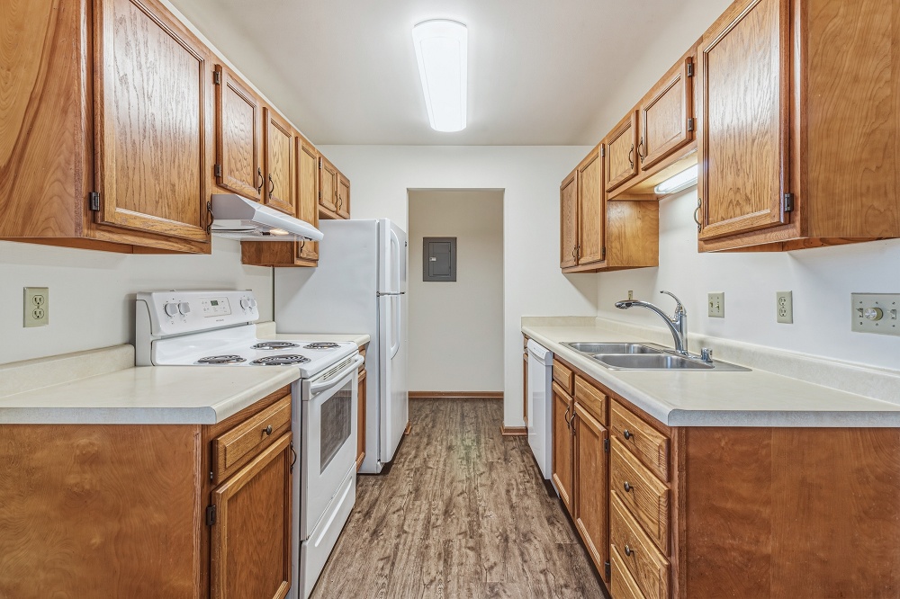 2 BR Upper - Kitchen