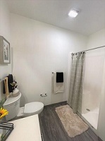 Kestrel - Bathroom