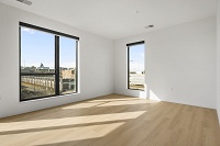 The Irwin - North Apartment