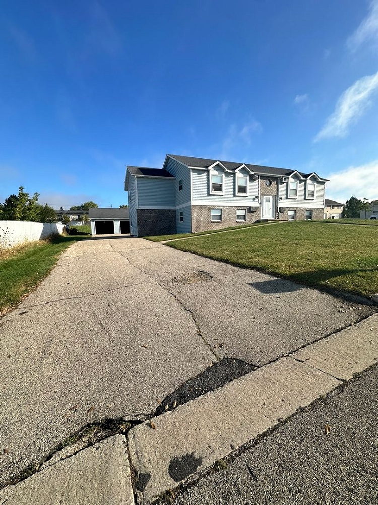 308 W. Garfield Street Apartments
