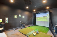 Lamphouse Apartments - Golf Simulator