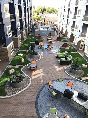Resort Style Courtyard