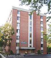 Diplomat Apartments: On Lake Monona