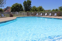 The Madison - Sparkling Pool with Sun Deck and Spa