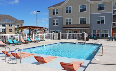 1 Glenn Place - Baja Shelf Pool