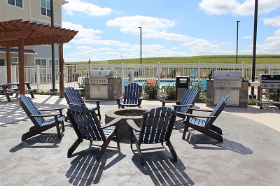 1 Glenn Place - Outdoor Fireplace and Grilling Station