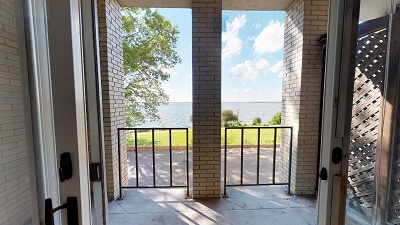 1 Bedroom + Den - Apt 205
