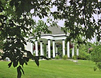 Yorktown Estates - Gazebo with Grill and Bistro Table