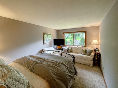 2 Bedroom / 2 Bath