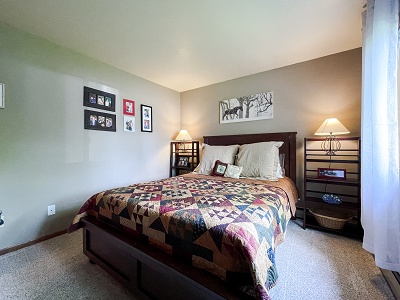 2 Bedroom / 2 Bath
