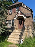 370 E. Lakeside Street