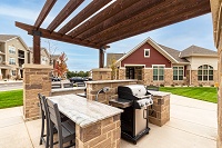 Heritage Hills Apartments - Grilling Area