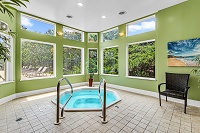 Maple Grove - Jacuzzi