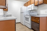 Monterey Apartments - 2505-05 Kitchen
