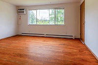 Trailsway Apartments - 1505-02 Living Room